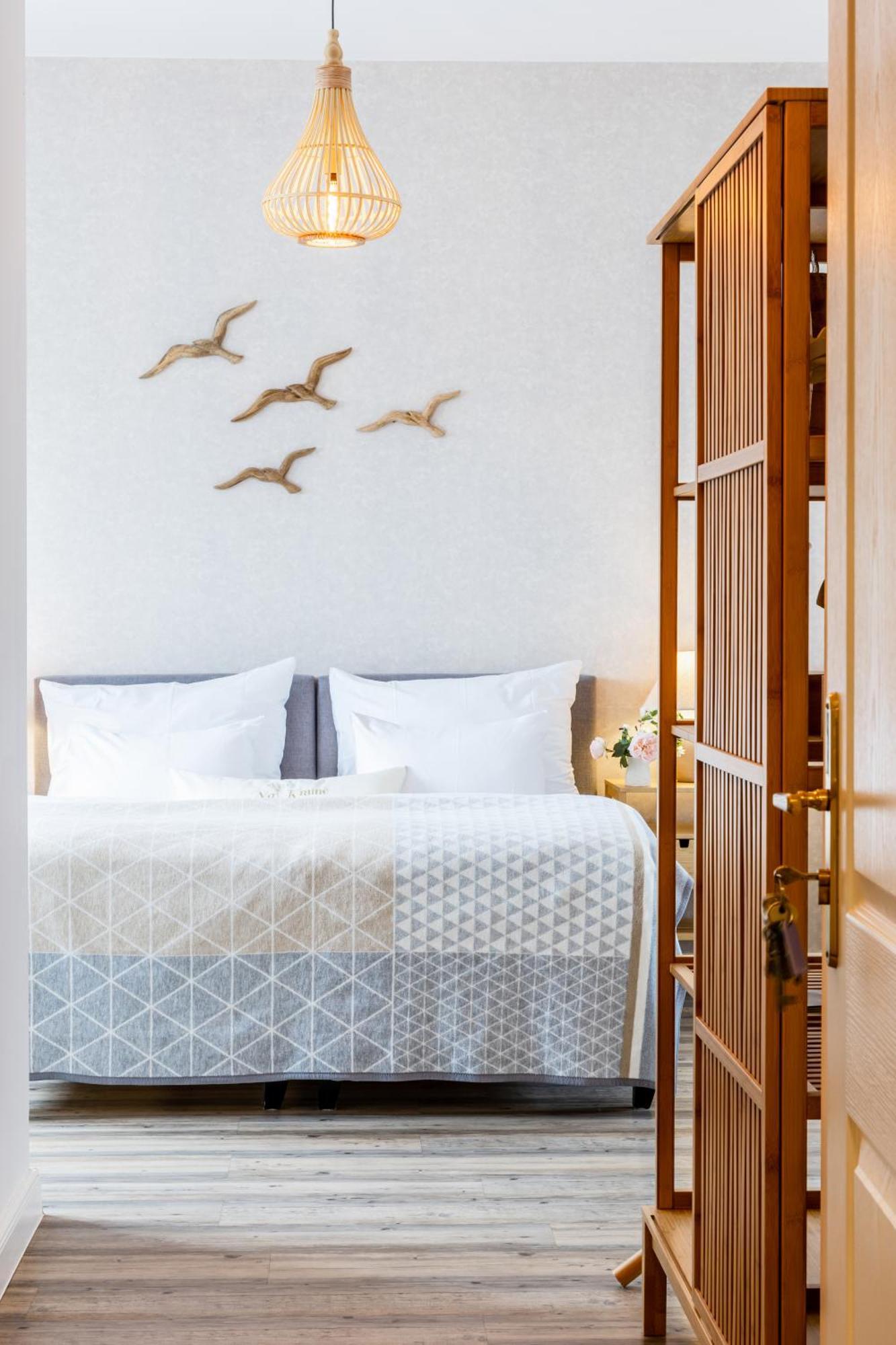 Na Kmine Hotel Obristvi Eksteriør billede